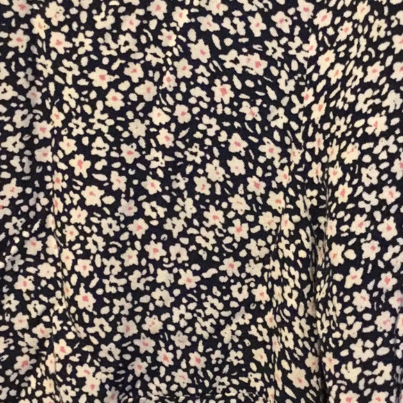 NWT H&M Divided Floral Print Woman's size 4 - Picture 6 of 7